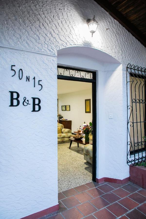 50N15 B&B Cali Luaran gambar